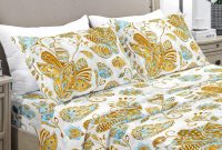 Plastic Sheet For Queen Size Bed at Adam Balsillie blog Ways To Incorporate Vintage Pieces Into Outfits